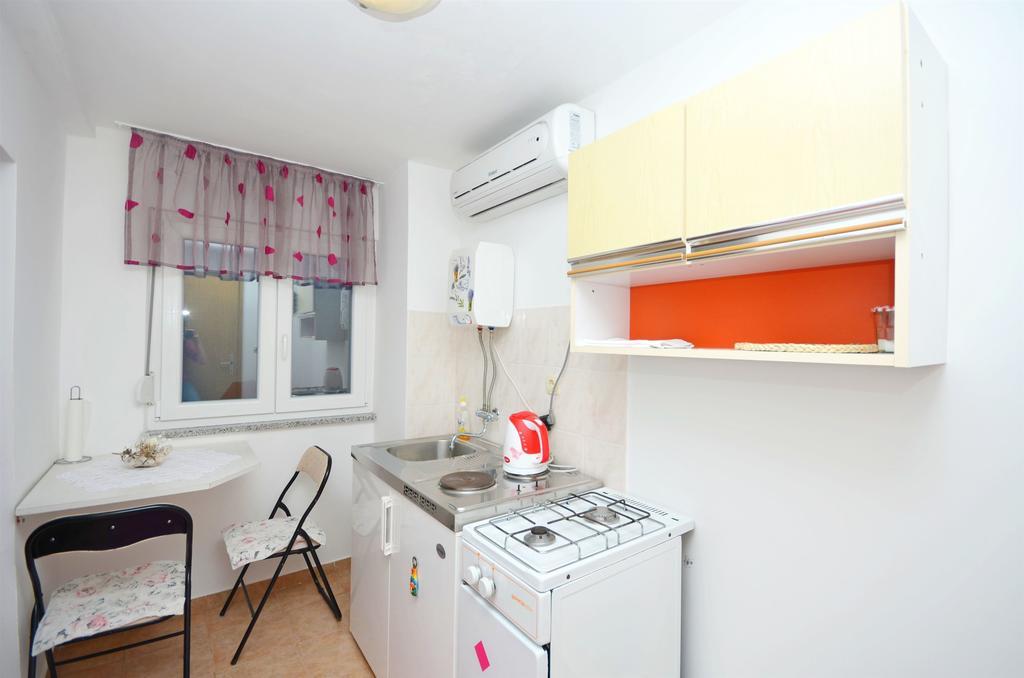 Apartment Gordan Murter Exterior photo